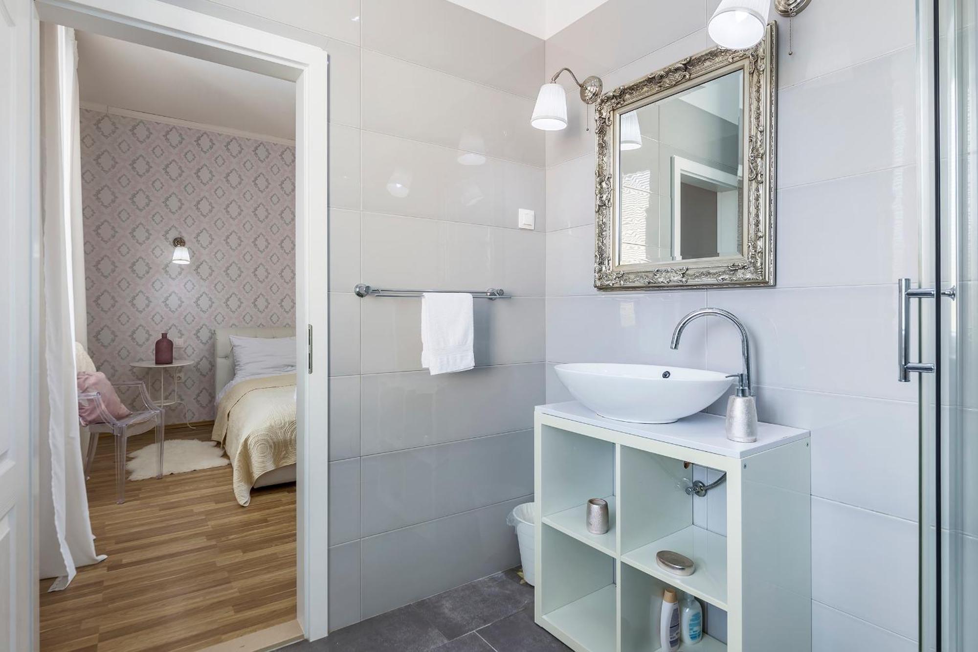 Captain Emo City Apartments PUY Exterior foto