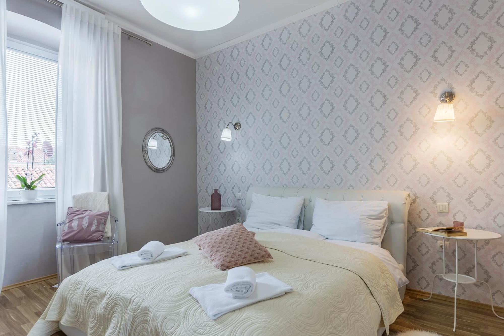 Captain Emo City Apartments PUY Exterior foto